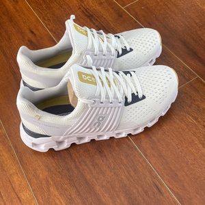 Brand New On Running Cloudswift size 6